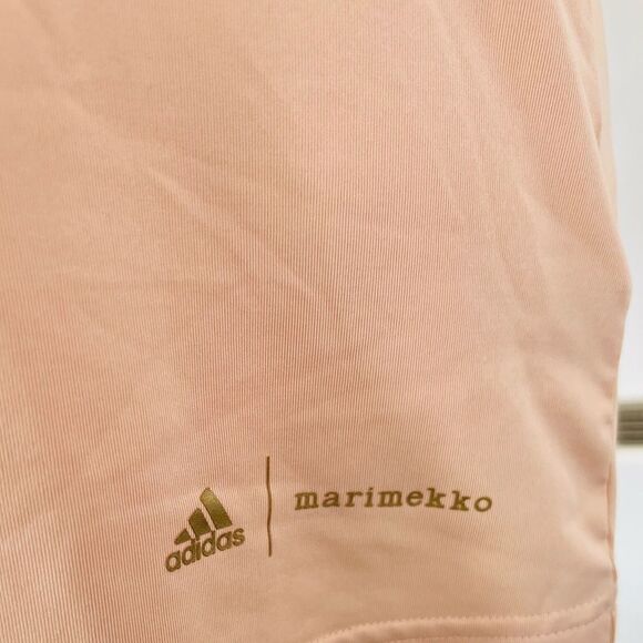 ADIDAS MARIMEKKO PRIMEGREEN AEROREADY TRAINING 3-STRIPES FLORAL GRAPHIC TEE - Picture 7 of 8